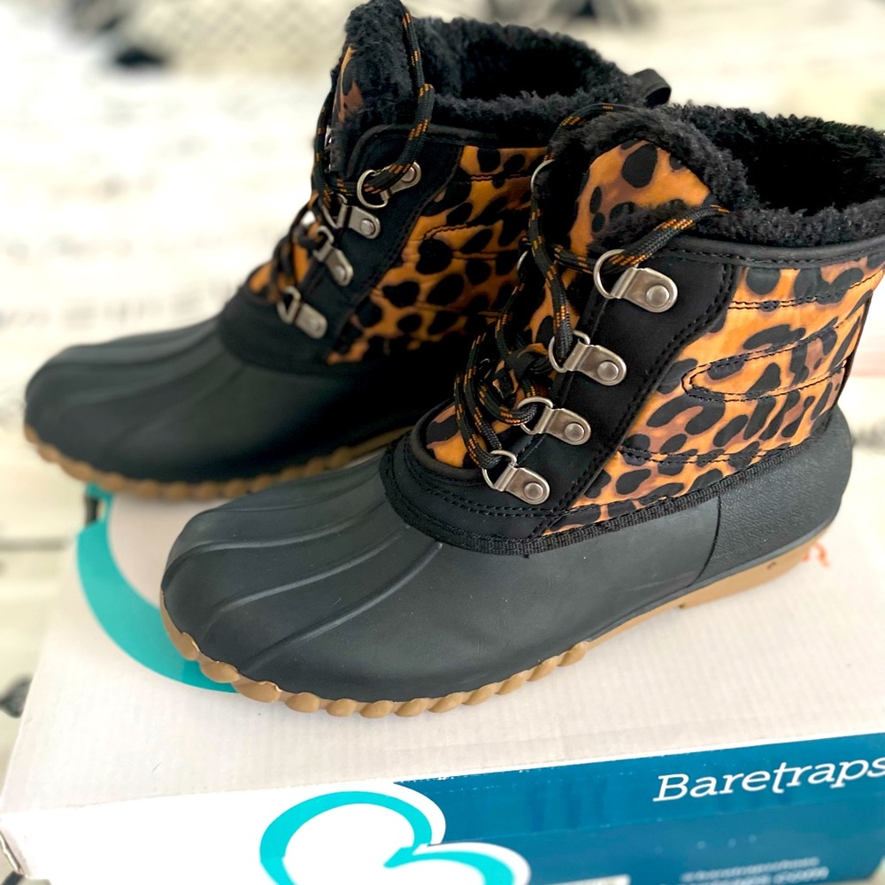 Baretraps black and leopard duck boots